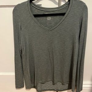 Long sleeve American Eagle top